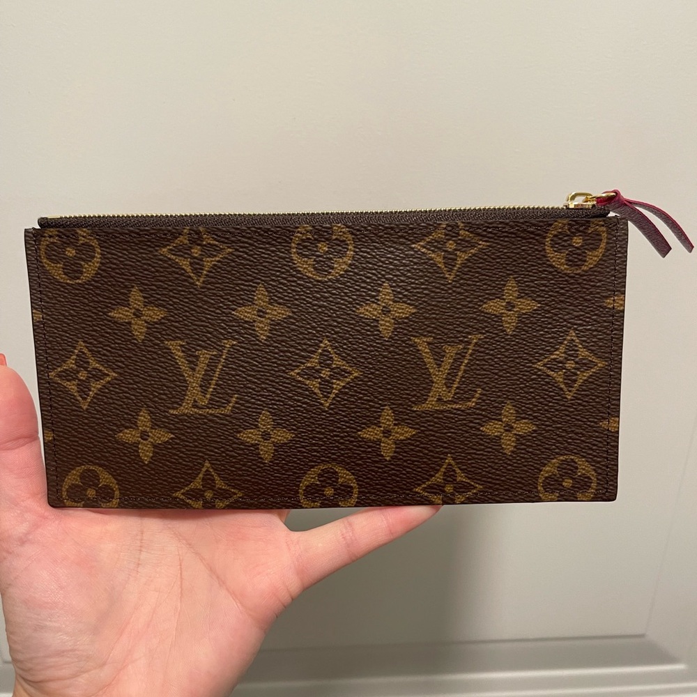 NEW LV MONOGRAM POUCH